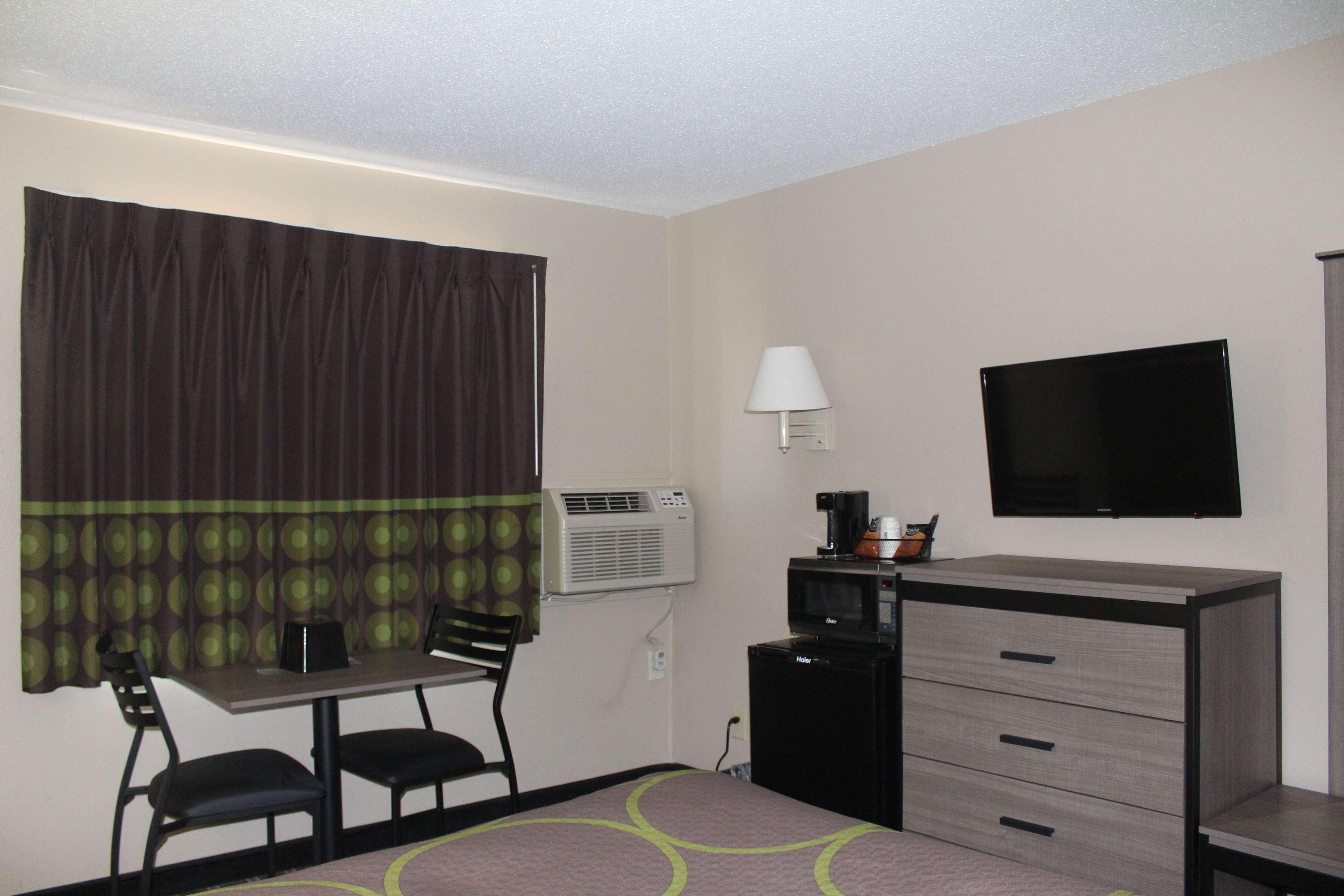 Super 8 By Wyndham Michigan City Luaran gambar
